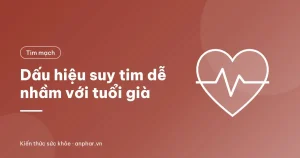 Người cao tuổi ngồi nghỉ, tay đặt lên ngực vì khó thở – minh họa dấu hiệu suy tim